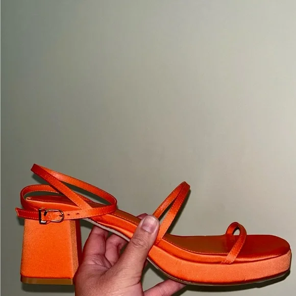 Brand new Larroudé orange satin sandals
